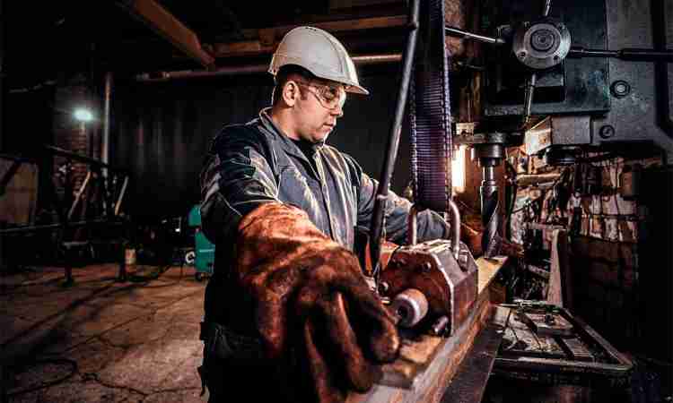 Segundo IBGE, produção industrial do Ceará caiu 7,8% em relação ao mesmo período de 2022