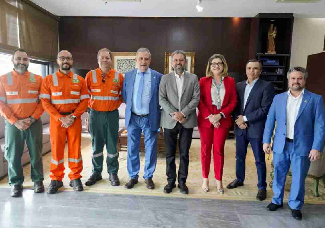 Governador do Ceará inicia discussões sobre a manutenção e ampliação das atividades da Transpetro no estado
