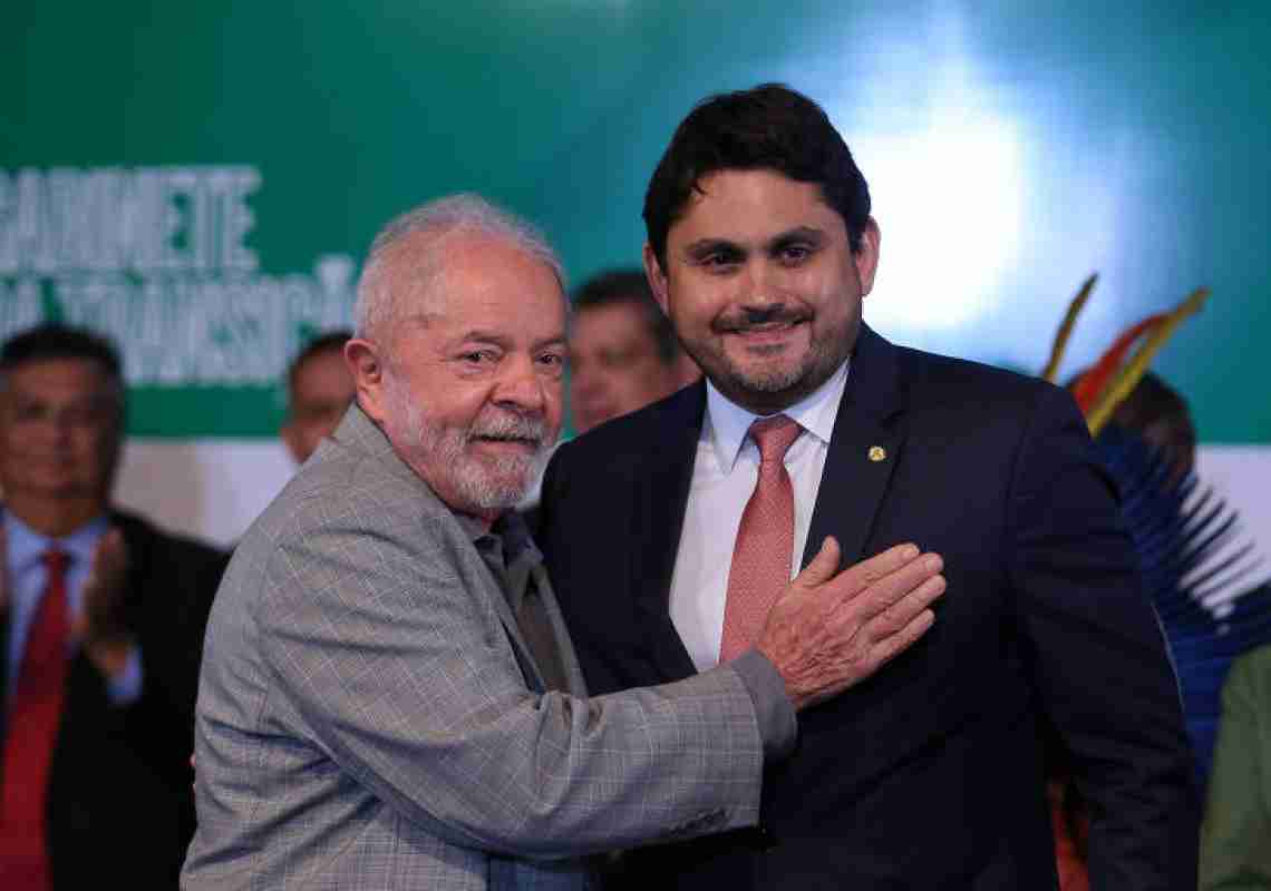 Barroso Nega Pedido da PF para Busca no Endereço do Ministro de Lula em Operação que Investiga Desvio de Emendas Parlamentares