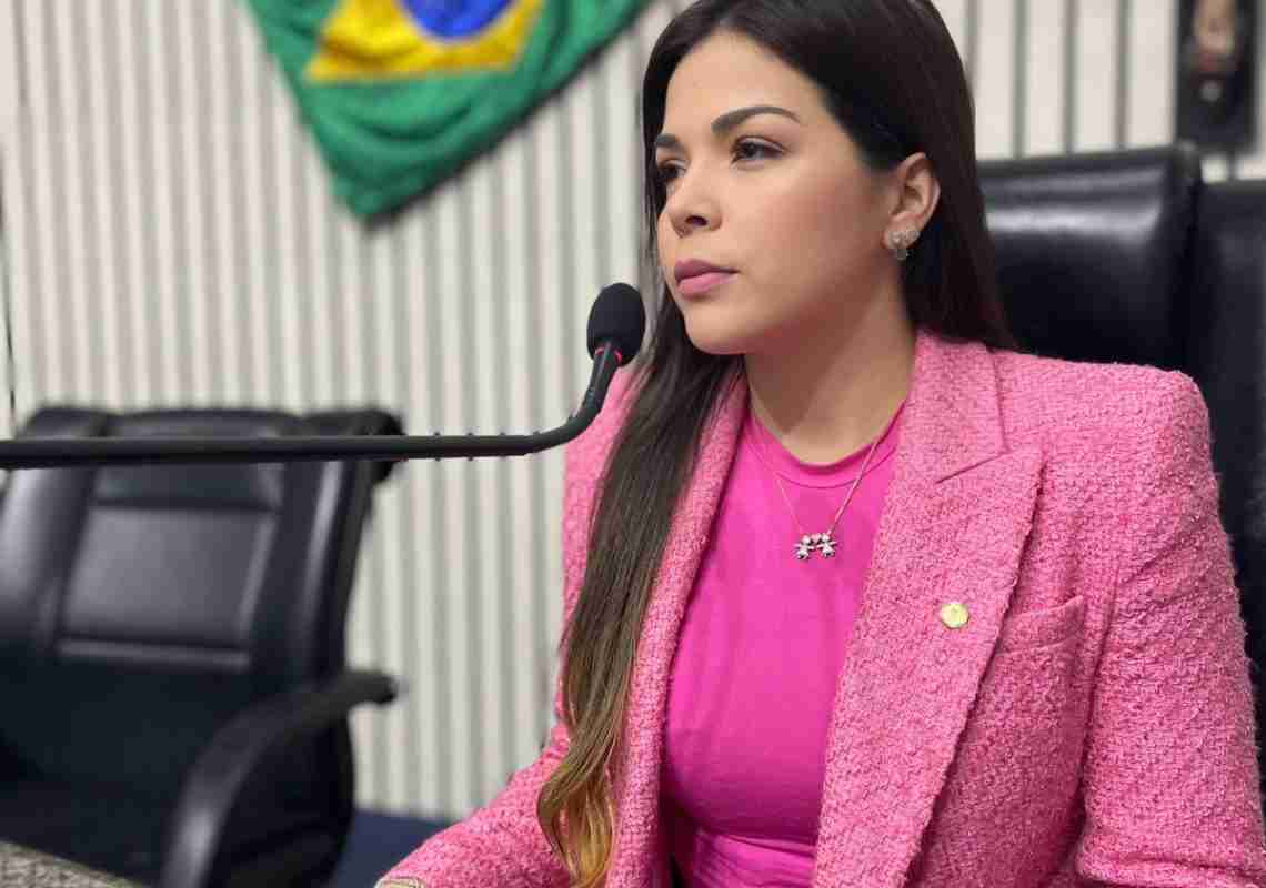 PL de Juliana Lucena institui Semana da Maternidade Atípica no Ceará