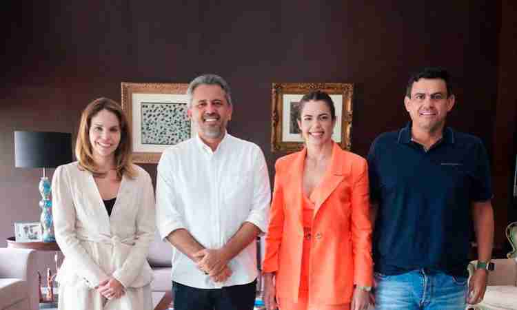 Prefeita de Quiterianópolis, Priscilla Barreto, confirma pré-candidatura à reeleição com apoio de lideranças locais