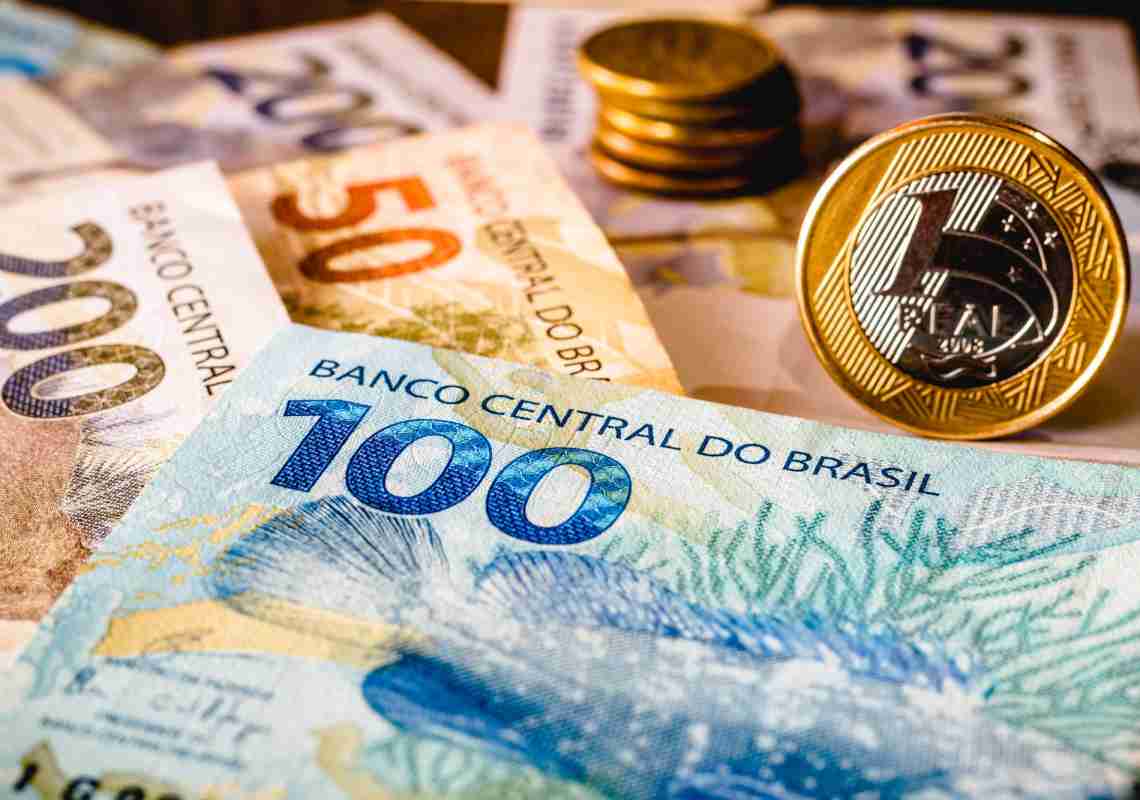 Com dificuldades financeiras, prefeitos articulam com Lula desoneração da folha salarial