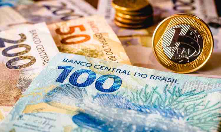 Com dificuldades financeiras, prefeitos articulam com Lula desoneração da folha salarial
