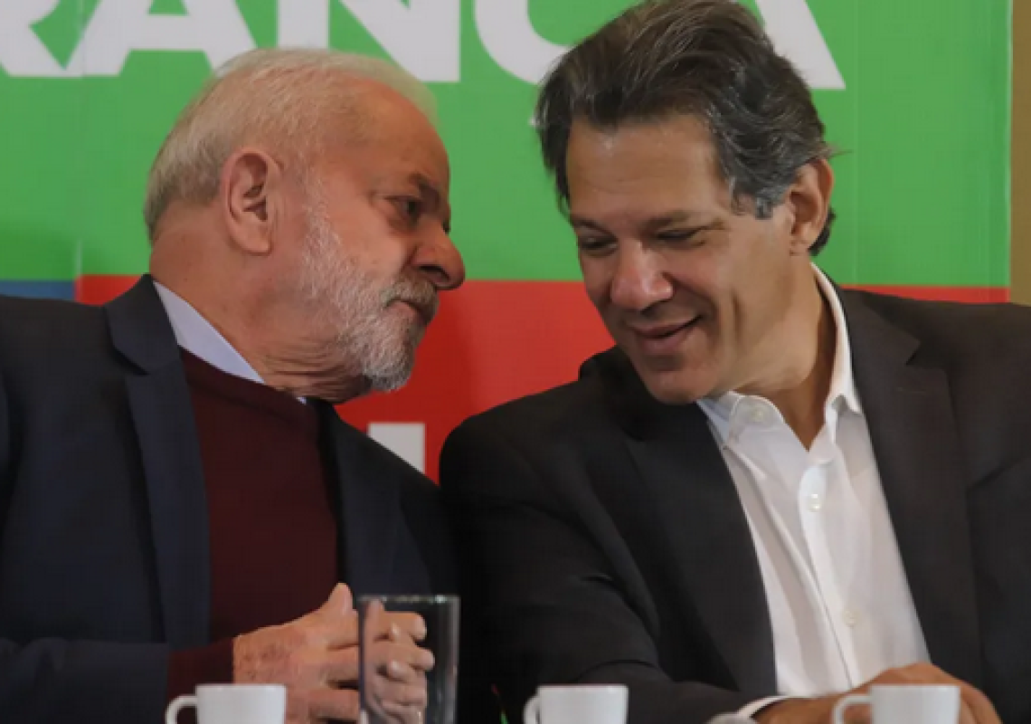 Haddad e Lula mais uma vez tropeçam nas decisões um do outro
