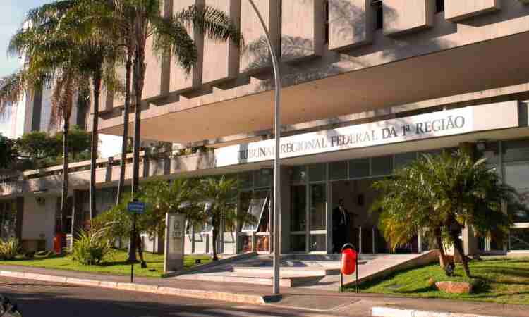Decisão do TRF1 Estabelece Obrigatoriedade de Empresas do Simples Nacional Contribuírem com Anuidades aos Conselhos Profissionais