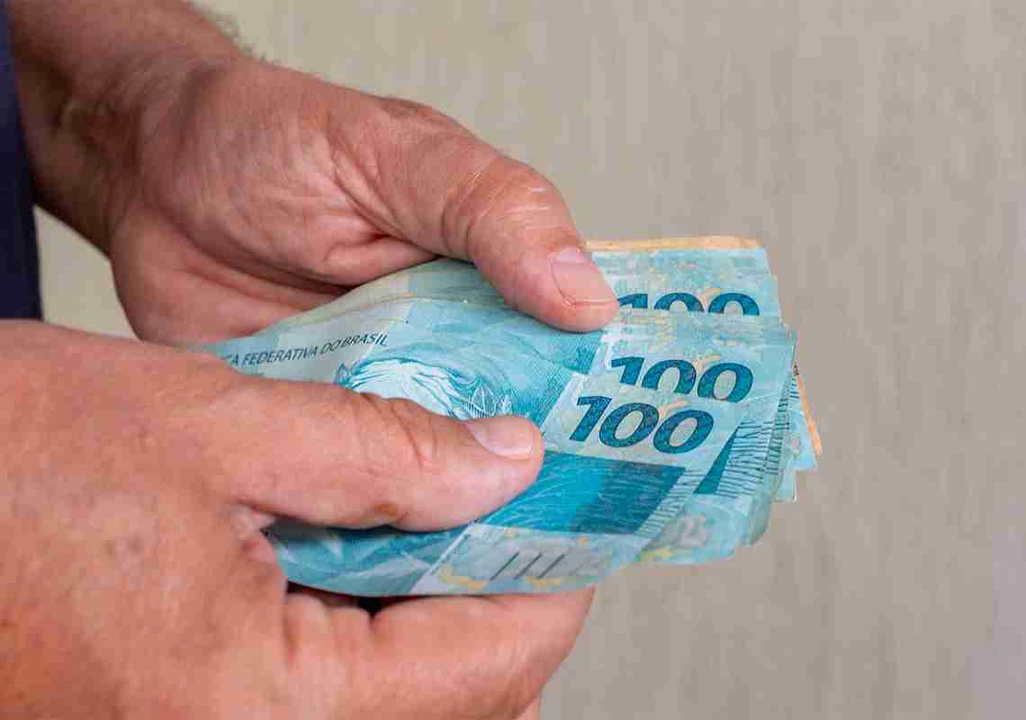 Governo Lula quer voltar a cobrar DPVAT: Um retorno controverso e a sombra das críticas passadas