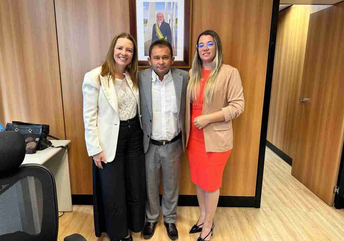 Janaína Farias manifestará apoio integral à candidatura de Tatielle Carreiro PT em Poranga para Suceder o Prefeito Carlos Antônio PT