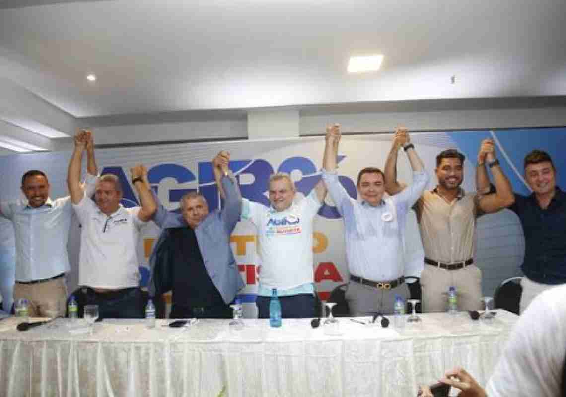 Partido AGIR filia vereador Veríssimo Freitas em grande festa com a presença do prefeito José Sarto 
