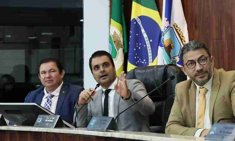 Presidente da Câmara Municipal de Fortaleza (CMFor) autoriza instalação de três CPIs
