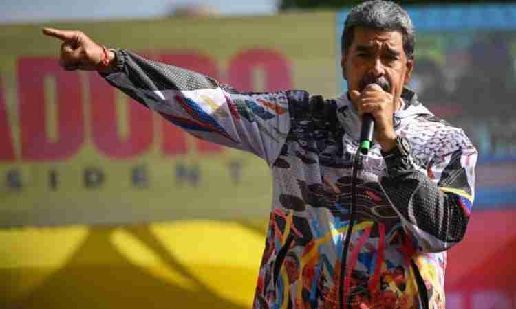 Caso não ganhe as eleições na Venezuela, Maduro ameaça com "Guerra Civil" e "Banho de Sangue"