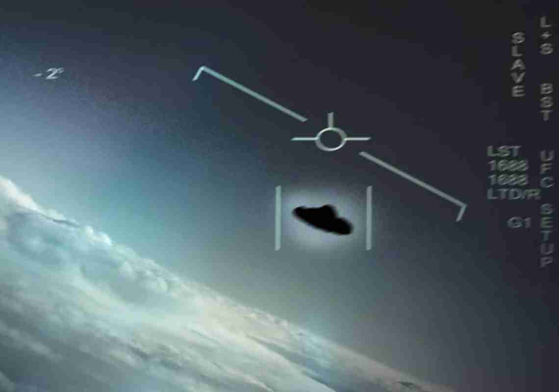 Pilotos da Azul Relatam OVNIs nos Céus do Ceará
