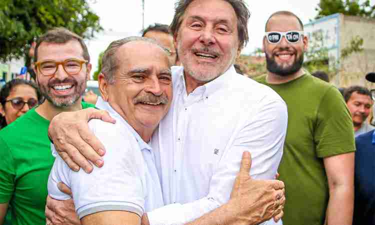 Convenção de Santa Quitéria reforça liderança de Tomás Figueiredo e inspira Eunício Oliveira ao senado