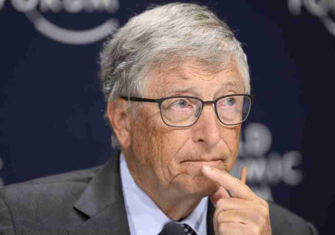 Bill Gates alerta sobre riscos futuros: guerra global ou nova pandemia