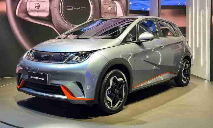 Elmano negocia com BYD instalação de fábrica de veículos elétricos no Ceará