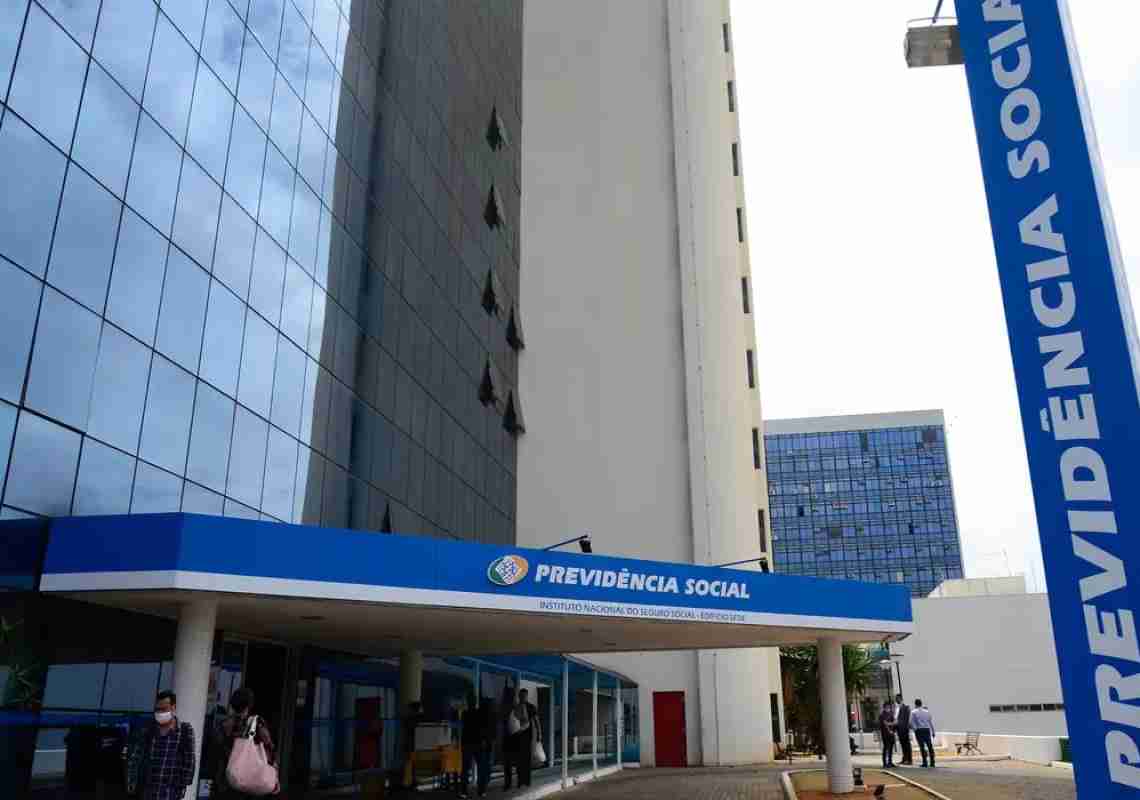 Mudança na idade mínima para aposentadoria 2025; confira as novas regras do INSS