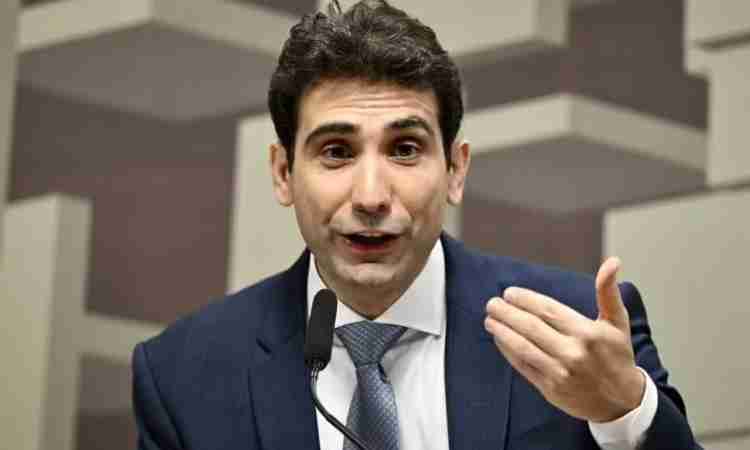 Fake News sobre Galípolo é apontada como causa da disparada do dólar