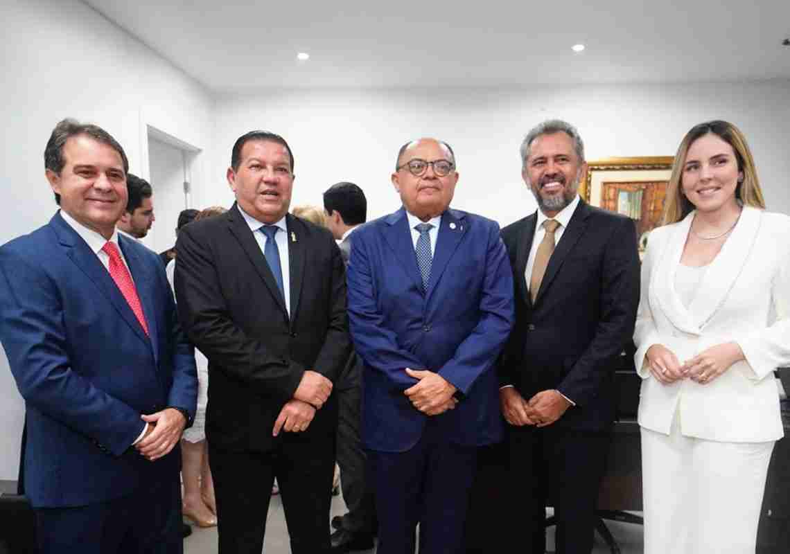 Evandro Leitão é diplomado prefeito de Fortaleza em cerimônia que celebra a democracia