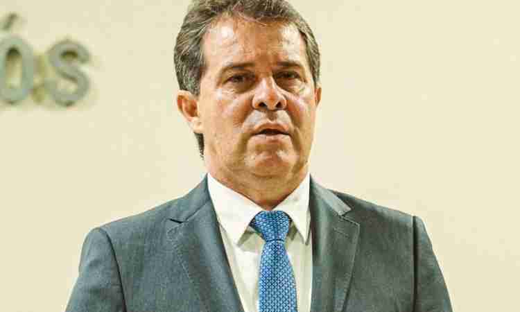 Evandro Leitão anuncia cortes de gastos para equilibrar finanças de Fortaleza