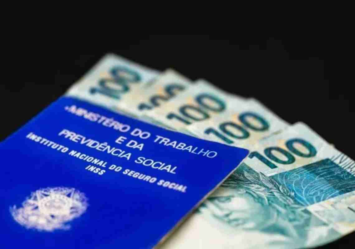 Ceará concede reajuste salarial de 5,83% para servidores públicos
