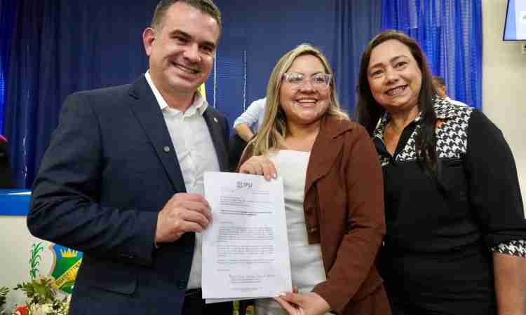 Inaugurada Escola Legislativa da Unipace em Guaraciaba do Norte