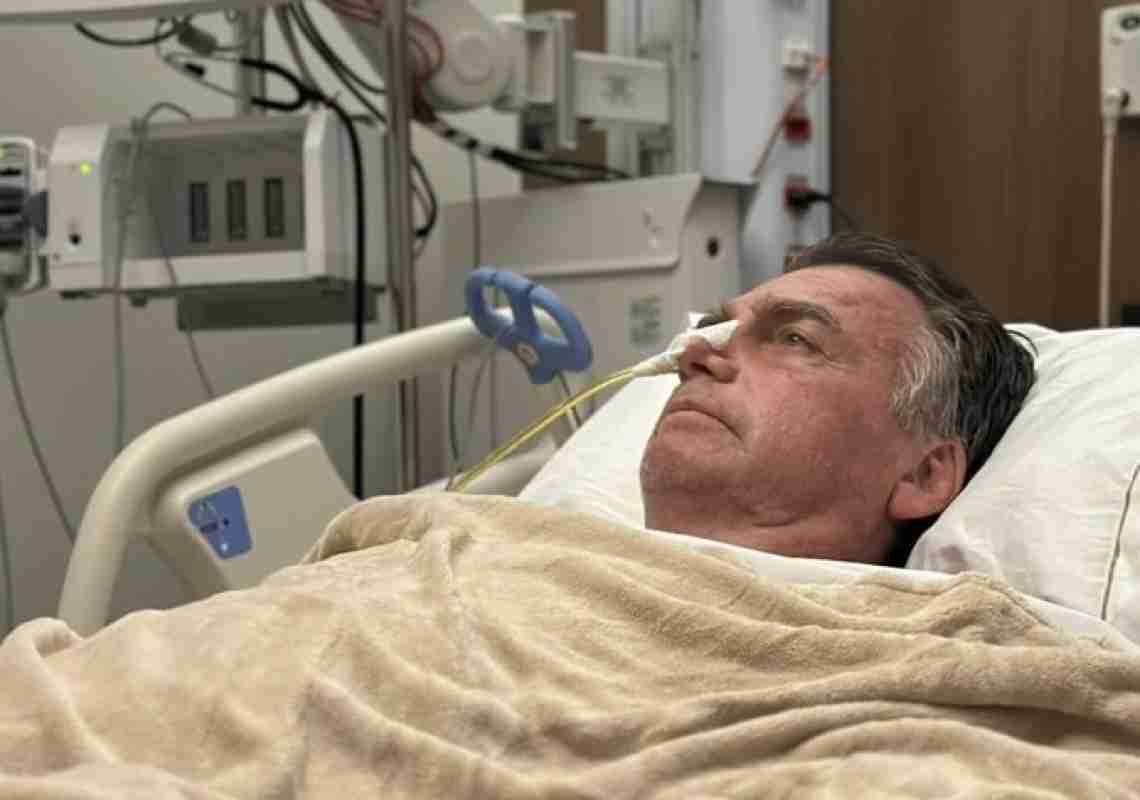 Bolsonaro tem piora no estado clínico e segue internado na UTI