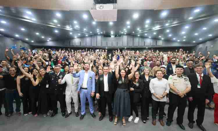 Sob liderança do Dep. Simão Pedro (Unipace) e Dep. Romeu Aldigueri (Alece), aula inaugural do Aprova+ é sucesso
