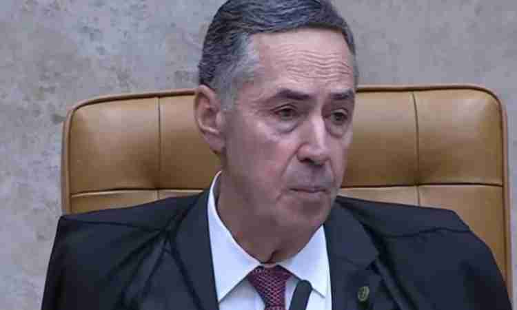 Barroso fica preso em elevador durante visita inédita à OAB-CE em Fortaleza