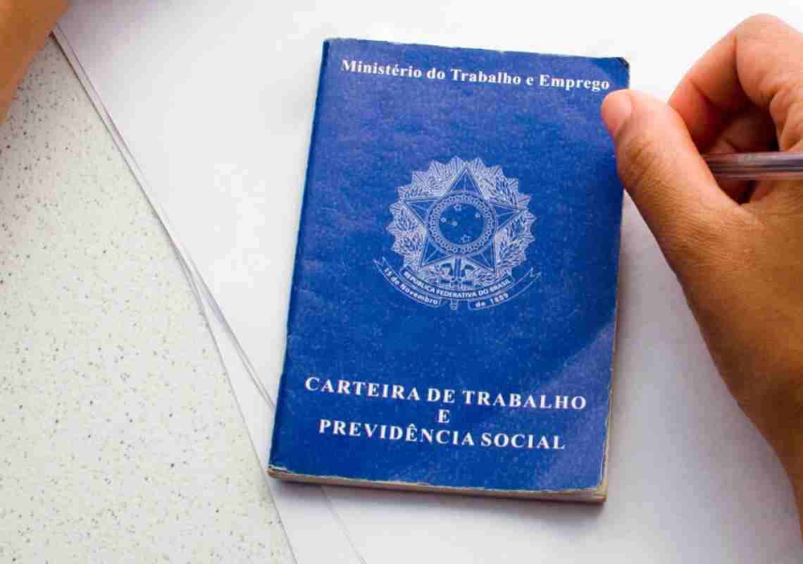 Se Lula não agir, tarifa de Trump pode ameaçar 125 mil empregos no Ceará