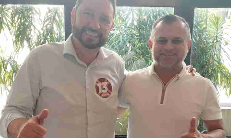 Adm. Antônio Tabosa felicita Deputado Romeu Aldigueri em seu aniversário