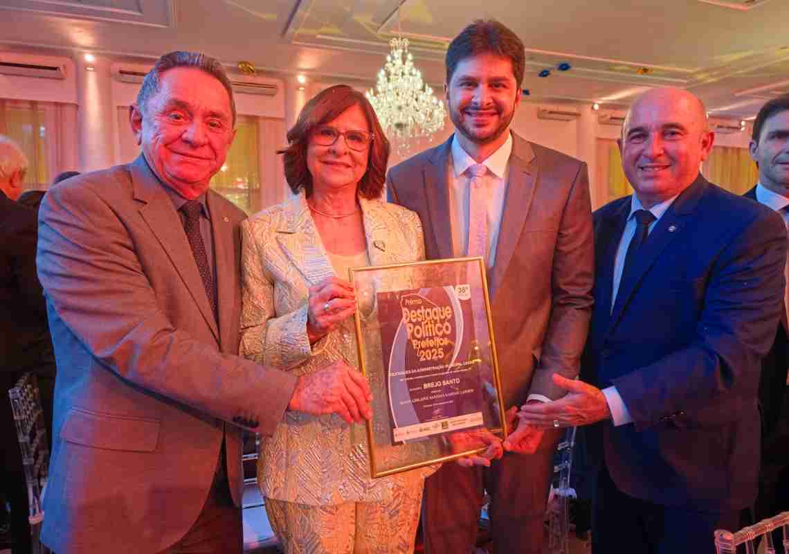 Presidente do CFA prestigia premiação de Gislaine Landim entre os Melhores Prefeitos do Ceará 2025