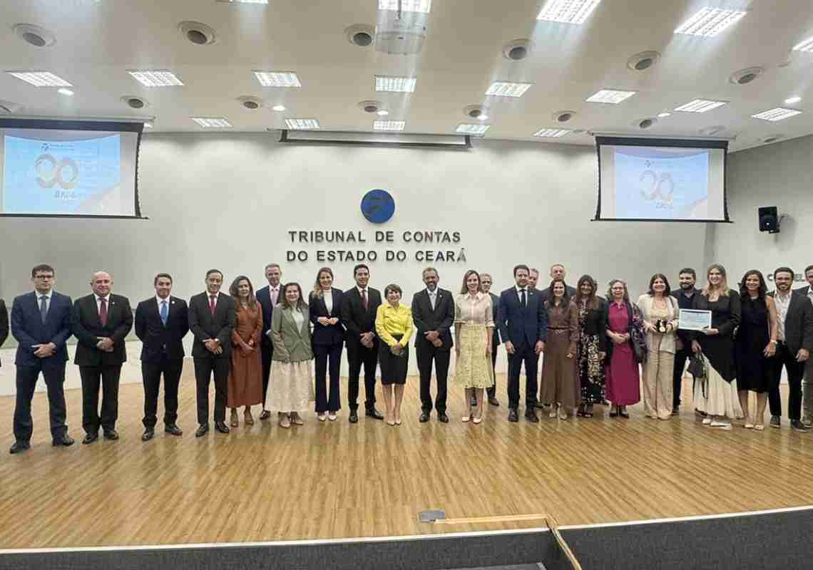Presidente do CFA, Leonardo Macedo, participa da celebração dos 90 anos do TCE-CE e reforça compromisso com a boa gestão pública