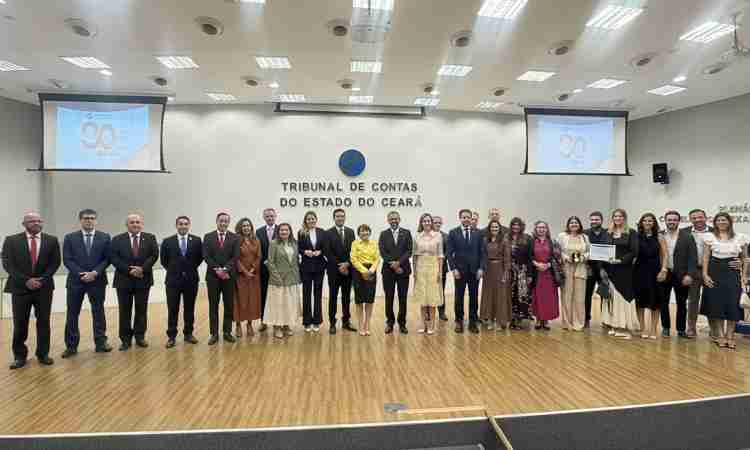 Presidente do CFA, Leonardo Macedo, participa da celebração dos 90 anos do TCE-CE e reforça compromisso com a boa gestão pública