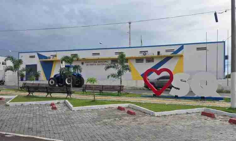 Santa Quitéria entra em zona de alerta fiscal após atingir 90% do limite de gastos com pessoal, aponta TCE