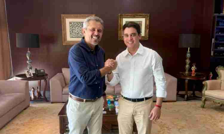 Cid e Júnior Mano articulam movimento para isolar Camilo e reposicionar forças na base governista