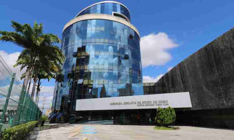 Ofensiva Legislativa no Trabalho